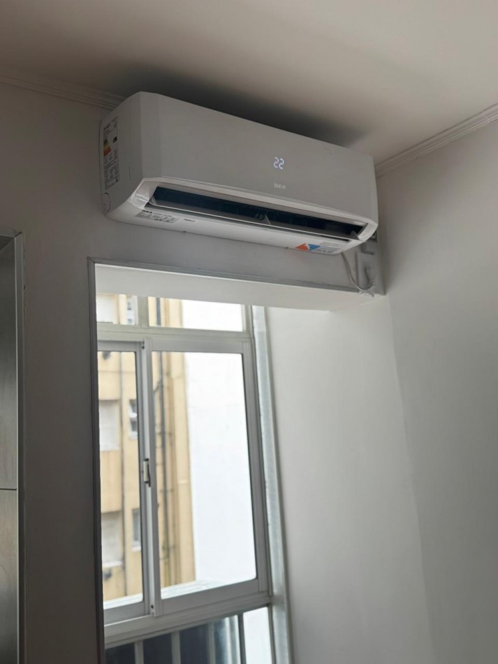 ALQUILER ESTUDIANTES 2026/ MARZO A DICIEMBRE - UN AMBIENTE CON BALCON - PLAZA COLON