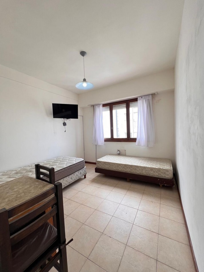 ALQUILER  2026/ MARZO A DICIEMBRE - UN AMBIENTE - LUMINOSO