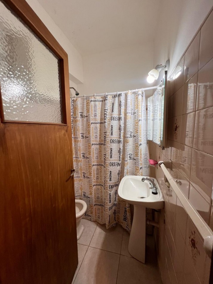 ALQUILER  2026/ MARZO A DICIEMBRE - UN AMBIENTE - LUMINOSO