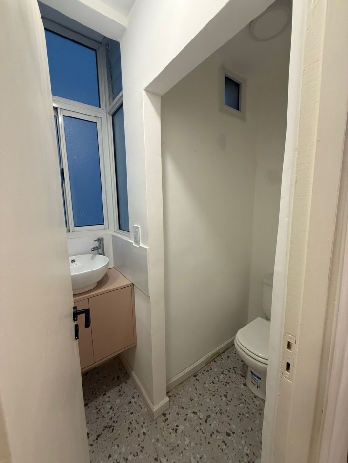 EN VENTA 3 AMB CON BALCON