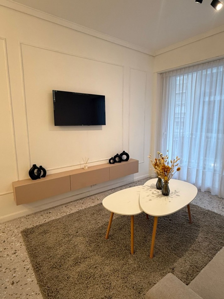 EN VENTA 3 AMB CON BALCON