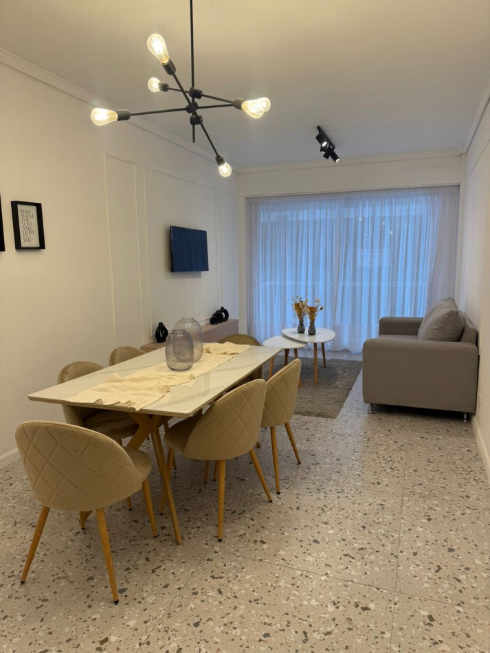 EN VENTA 3 AMB CON BALCON