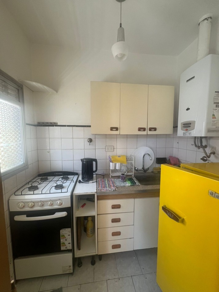 ALQUILER 24 MESES - DOS AMBIENTES CON BALCON -EXPENSAS INCLUIDAS PLAZA COLON