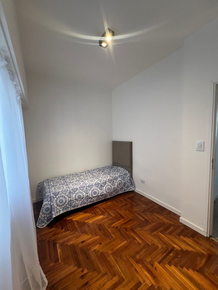 VENTA - DEPTO TRES AMBIENTES - DOS BAÑOS - RECICLADO