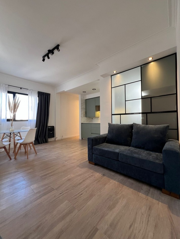 VENTA - DEPTO TRES AMBIENTES - DOS BAÑOS - RECICLADO