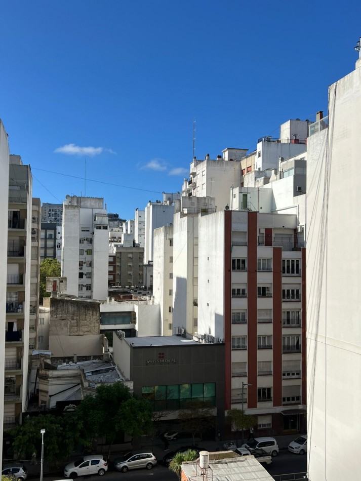 VENTA - DEPTO TRES AMBIENTES - DOS BAÑOS - RECICLADO