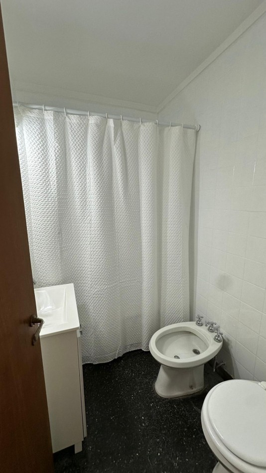 VENTA - DEPTO DOS AMBIENTES - FRENTE 