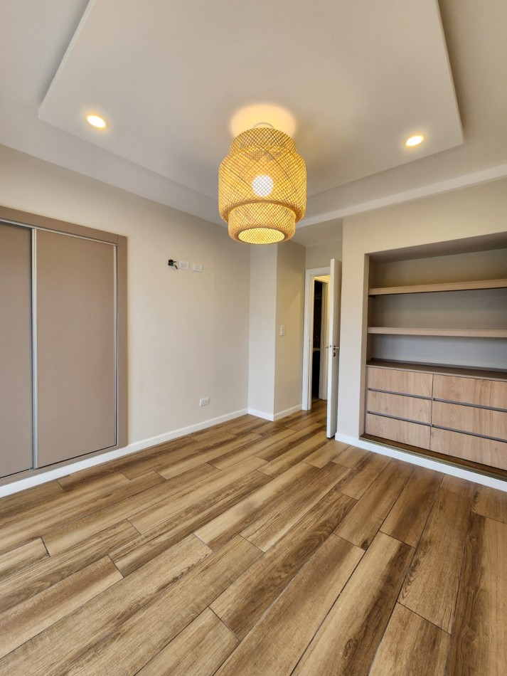 VENTA - DUPLEX 3 AMBIENTES - COCHERA - TUCUMAN Y PASO