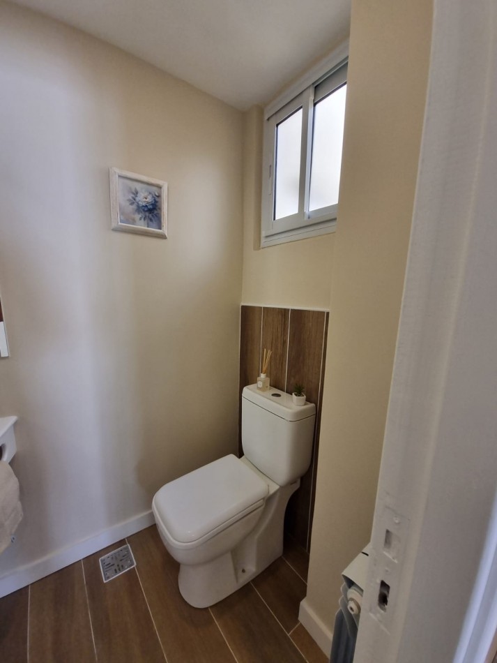 VENTA - DEPTO TRES AMBIENTES - FRENTE - BALCON