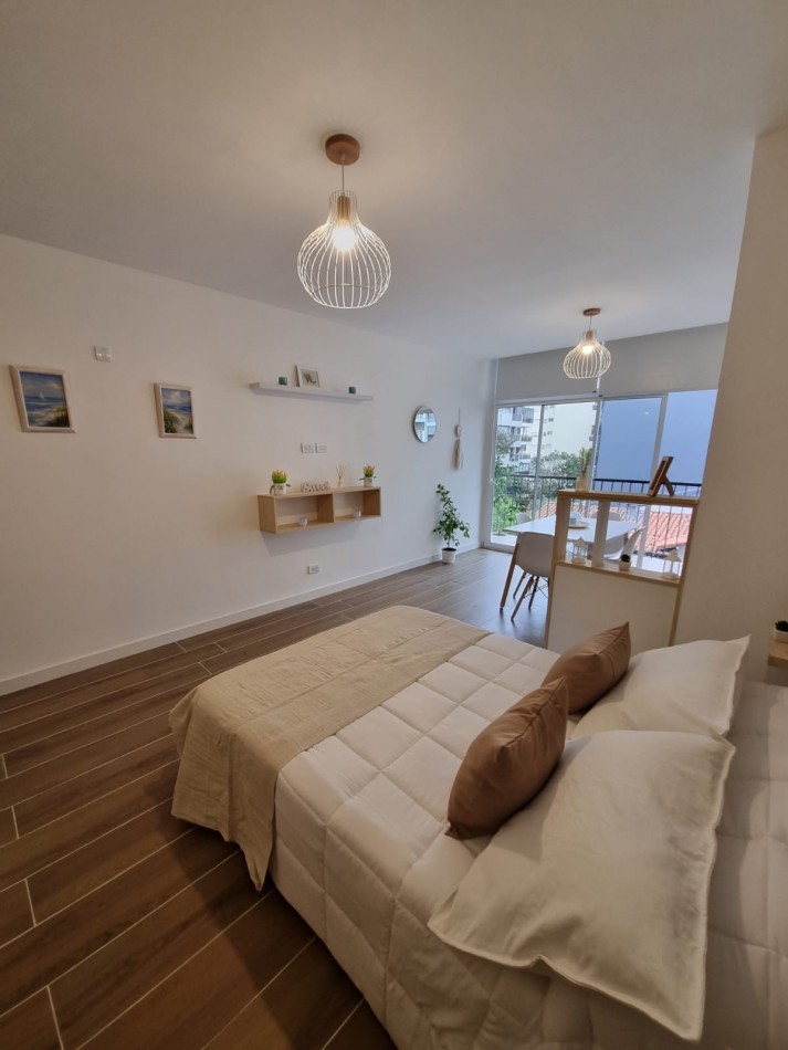 VENTA - DEPARTAMENTO UN AMBIENTE - FRENTE - BALCON