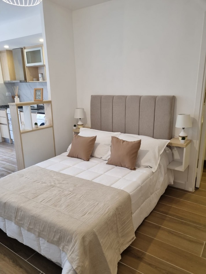 VENTA - DEPARTAMENTO UN AMBIENTE - FRENTE - BALCON