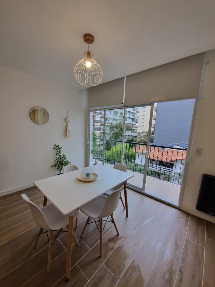 VENTA - DEPARTAMENTO UN AMBIENTE - FRENTE - BALCON