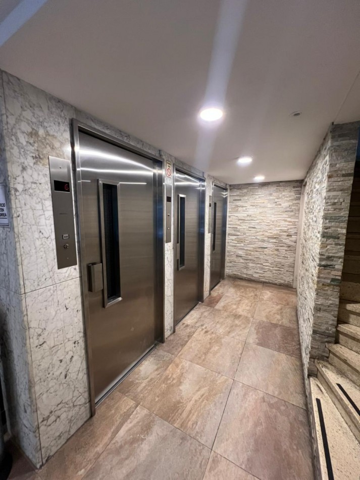 EN ALQUILER DEPARTAMENTO 2 AMB CONTRAFRENTE LUMINOSO