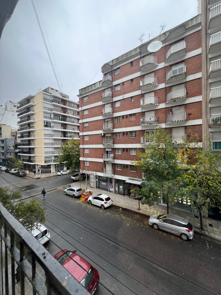 ALQUILER 24 MESES - DEPTO DOS AMBIENTES - RECICLADO - ALDREY