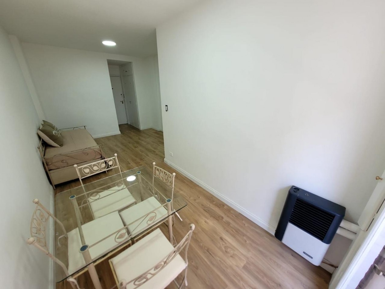 VENTA - DEPTO UN AMBIENTE - FRENTE - BALCON