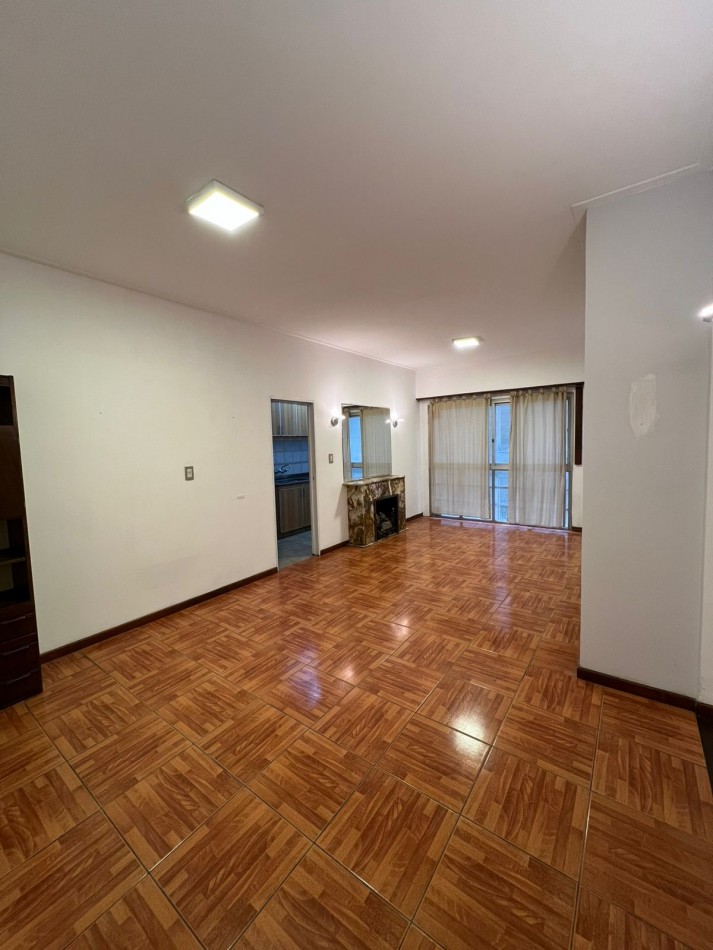 EN VENTA DEPTO 3 AMBIENTES