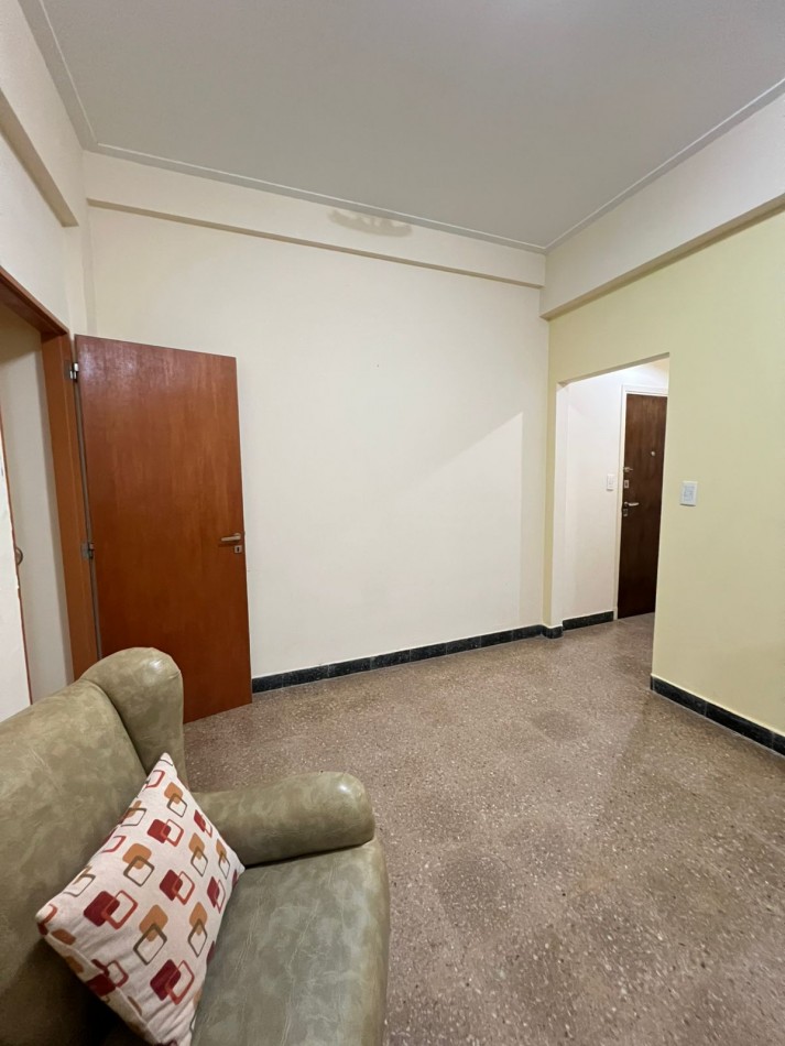 EN VENTA DEPARTAMENTO DE 4 AMBIENTES