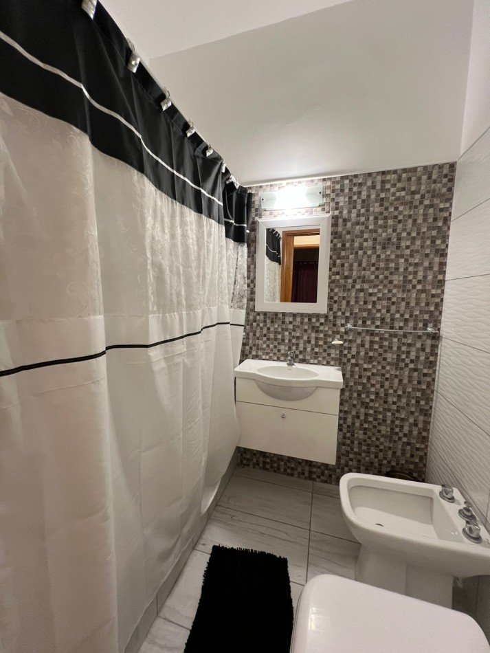 EN VENTA DEPARTAMENTO DE 4 AMBIENTES
