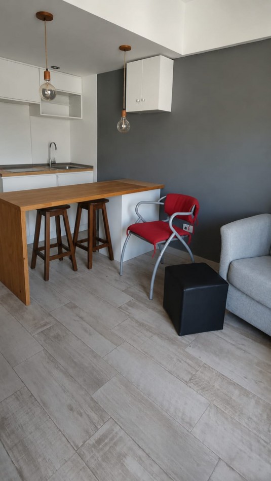 VENTA - DEPTO DOS AMBIENTES - BALCON CORRIDO