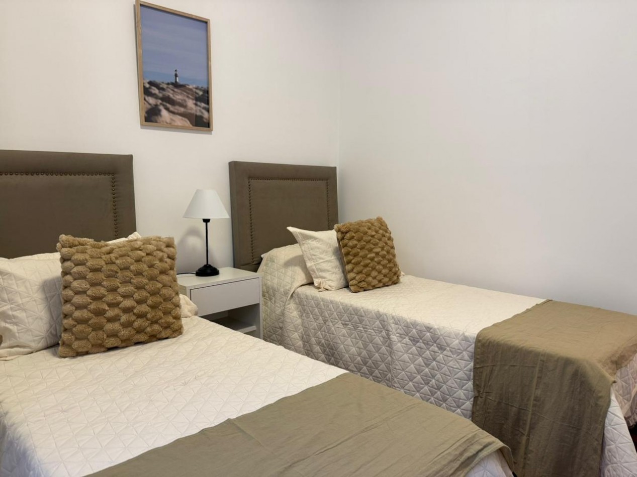VENTA - DEPTO TRES AMBIENTES - DOS PATIOS - ALDREY