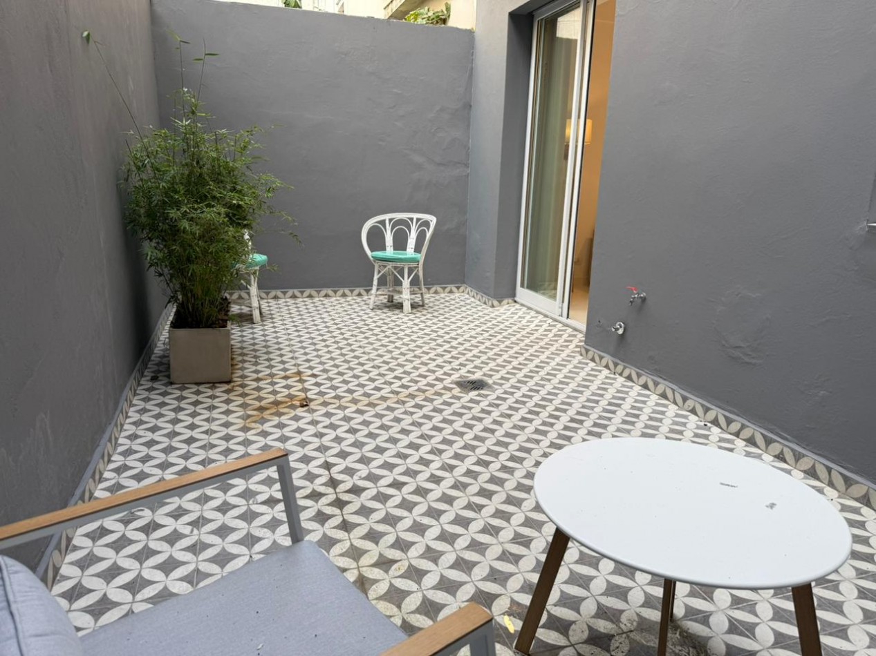 VENTA - DEPTO TRES AMBIENTES - DOS PATIOS - ALDREY