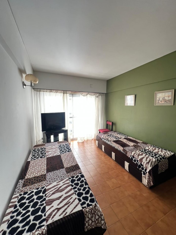 ALQUILER 24 MESES - DEPTO DOS AMBIENTES - PLAZA COLON