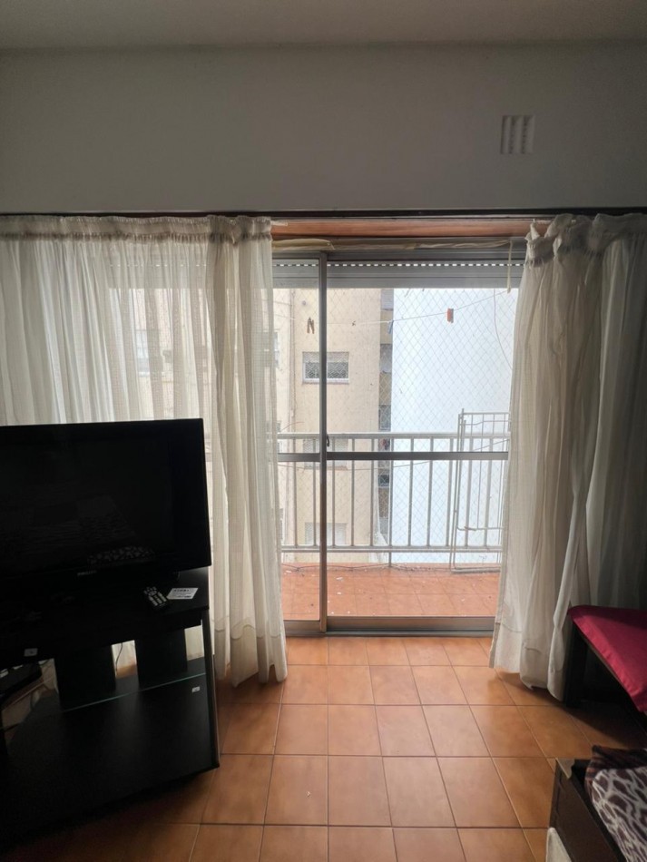ALQUILER 24 MESES - DEPTO DOS AMBIENTES - PLAZA COLON