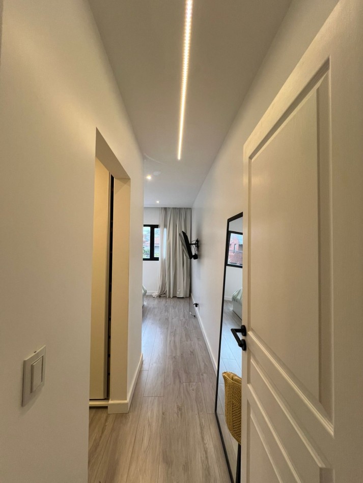 EN VENTA DUPLEX 3 AMBIENTES CON PATIO Y COCHERA