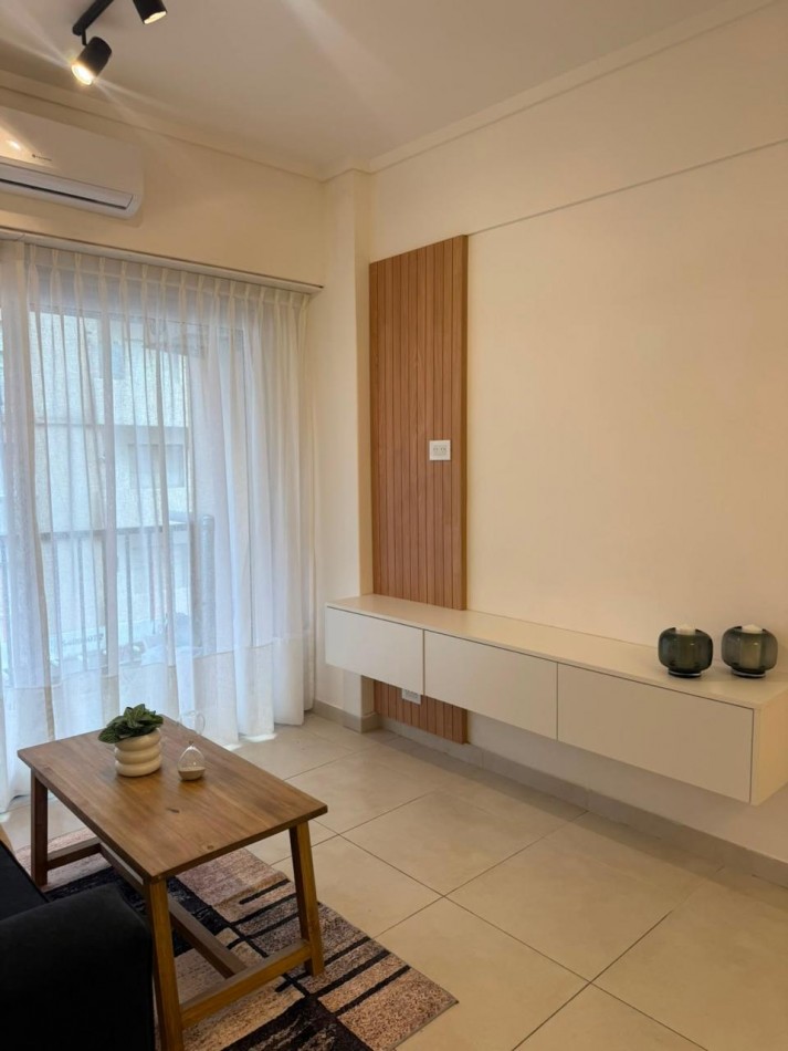 EN VENTA DEPTO DE 2 AMBIENTES CON DEPENDENCIA 