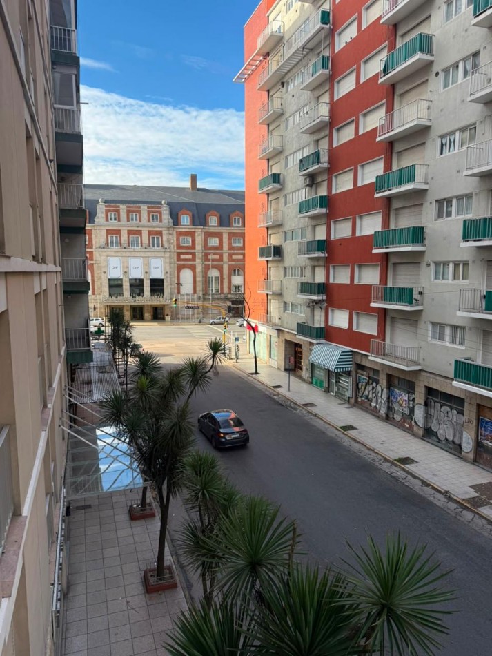 EN VENTA DEPTO DE 2 AMBIENTES CON DEPENDENCIA 