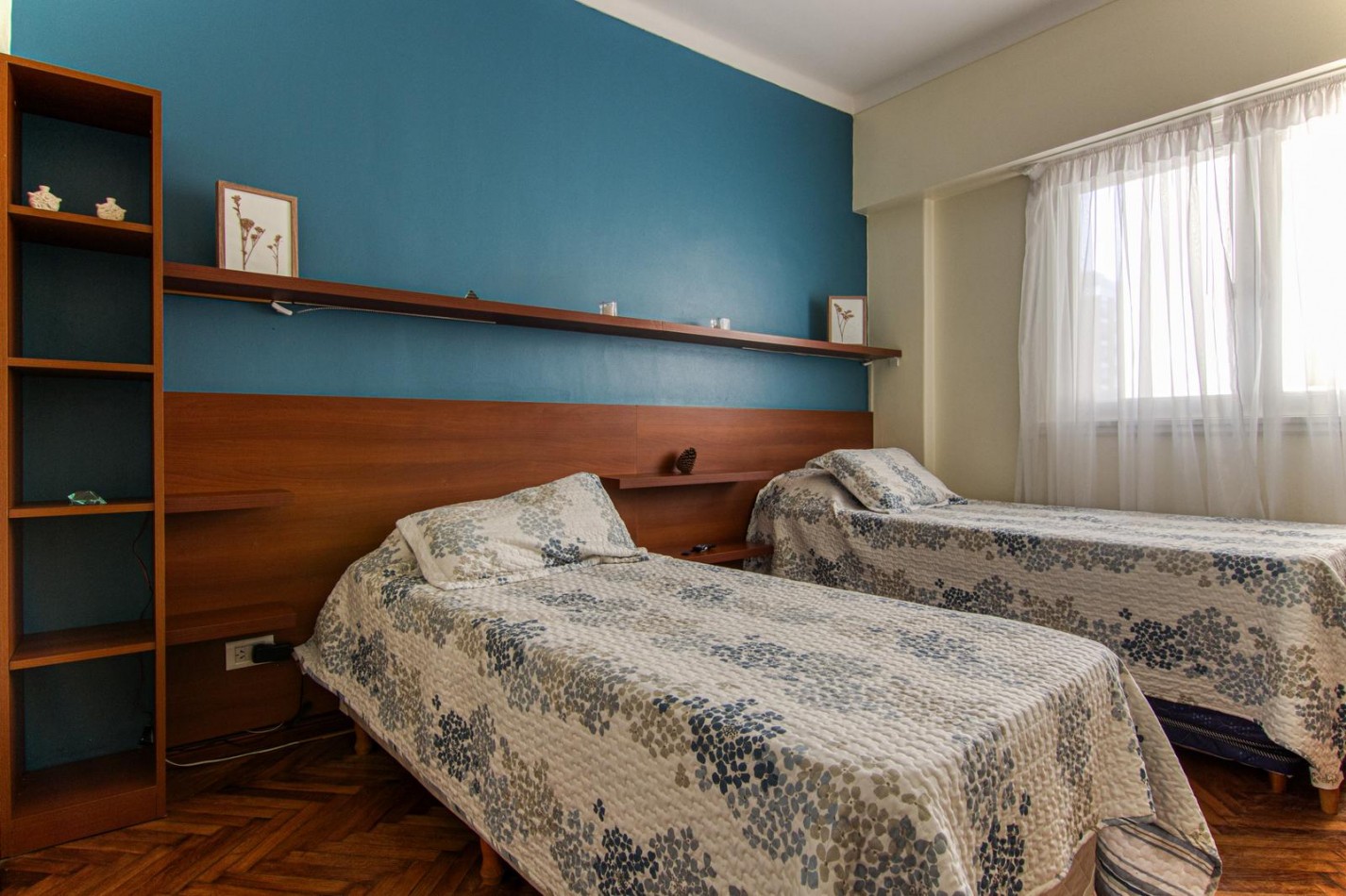 VENTA DEPTO 3 AMBIENTES CON DEPENDENCIA A LA CALLE.