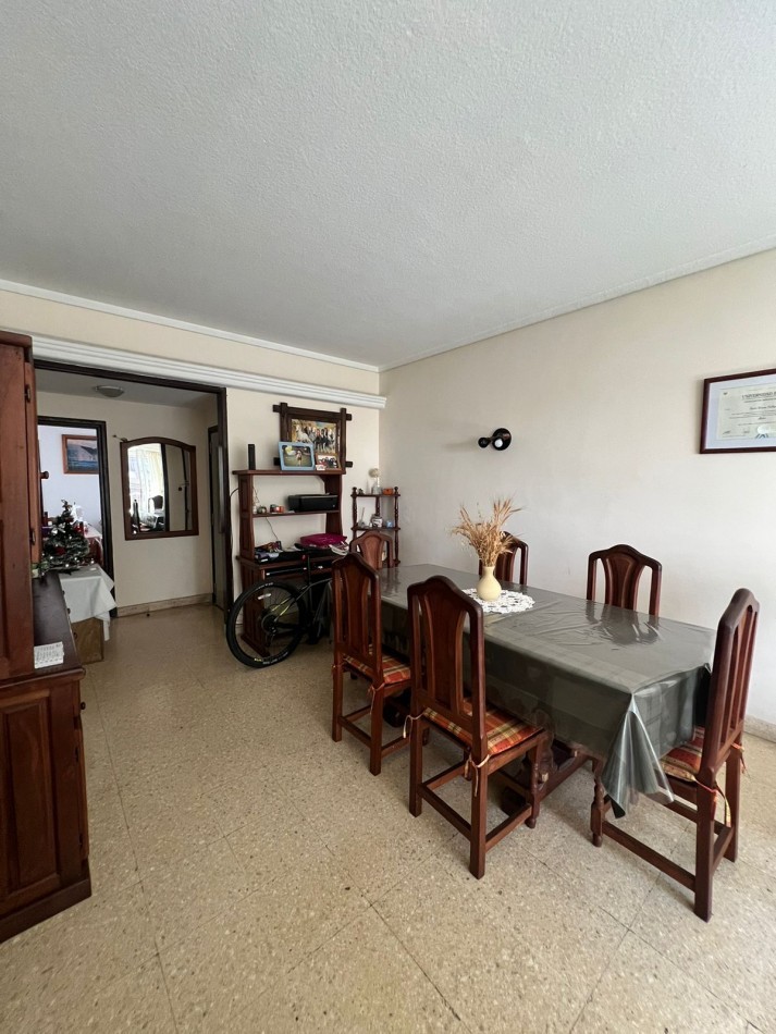 VENTA - DEPTO CUATRO AMBIENTES - DOS BALCONES - ALDREY