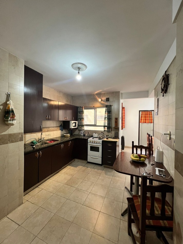 VENTA - DEPTO CUATRO AMBIENTES - DOS BALCONES - ALDREY