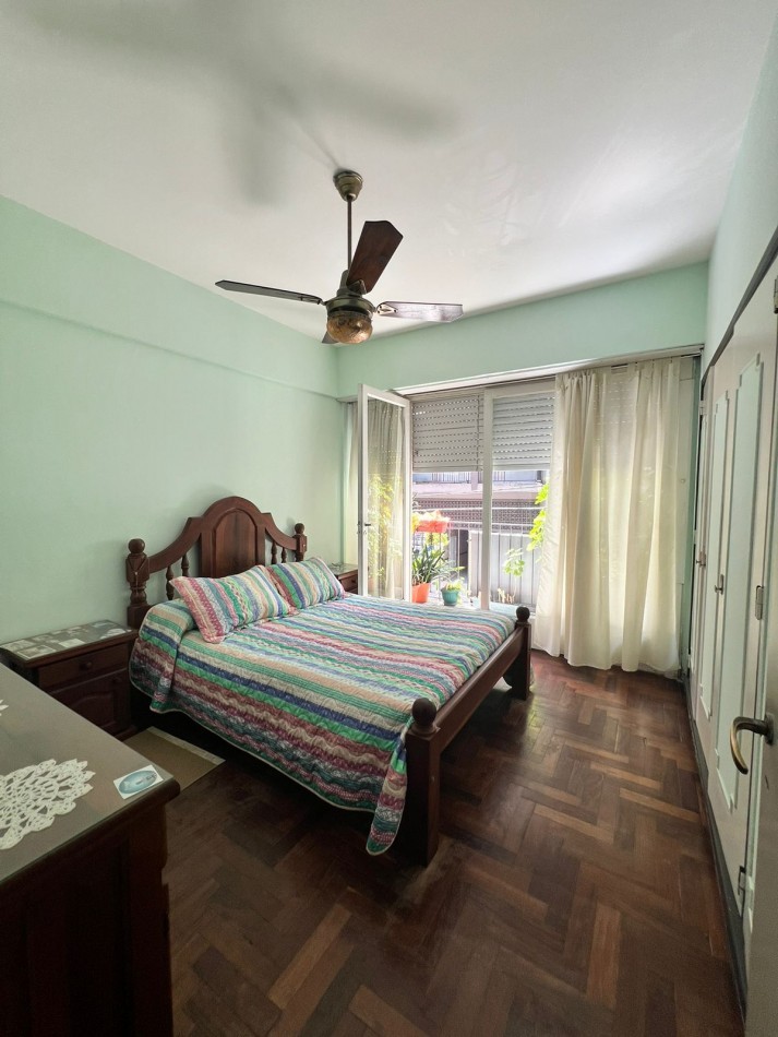 VENTA - DEPTO CUATRO AMBIENTES - DOS BALCONES - ALDREY