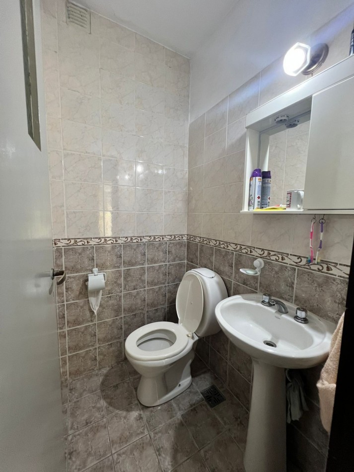 VENTA - DEPTO CUATRO AMBIENTES - DOS BALCONES - ALDREY