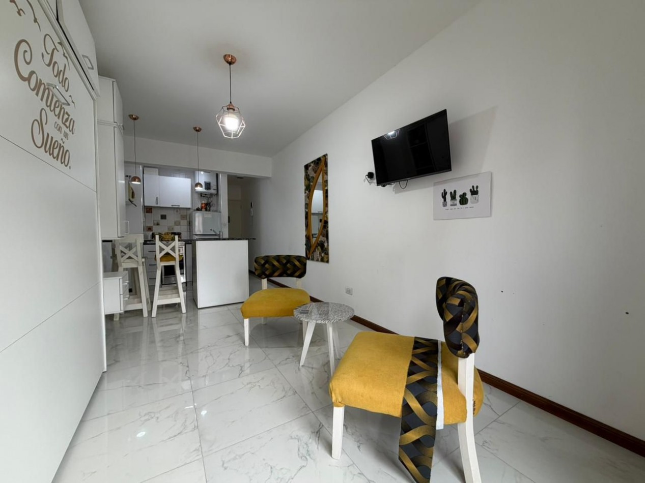 VENTA DEPTO 1 AMBIENTE A LA CALLE.