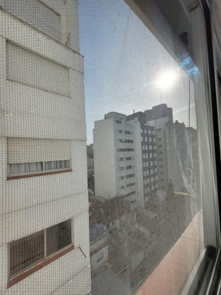 VENTA - DEPTO DOS AMBIENTES - ZONA GUEMES