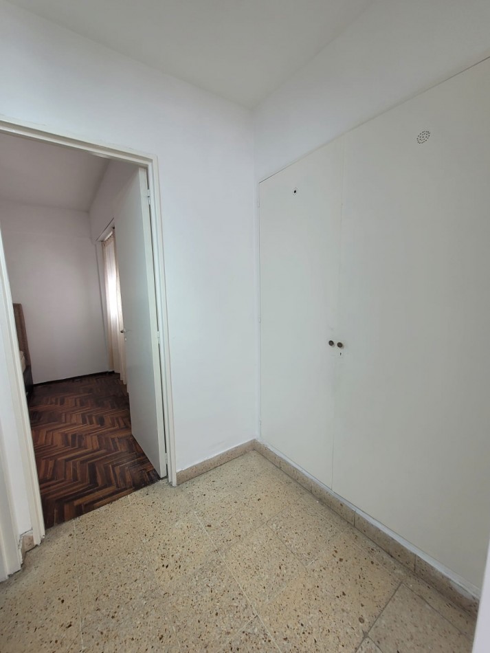 VENTA - DEPTO DOS AMBIENTES - ZONA GUEMES