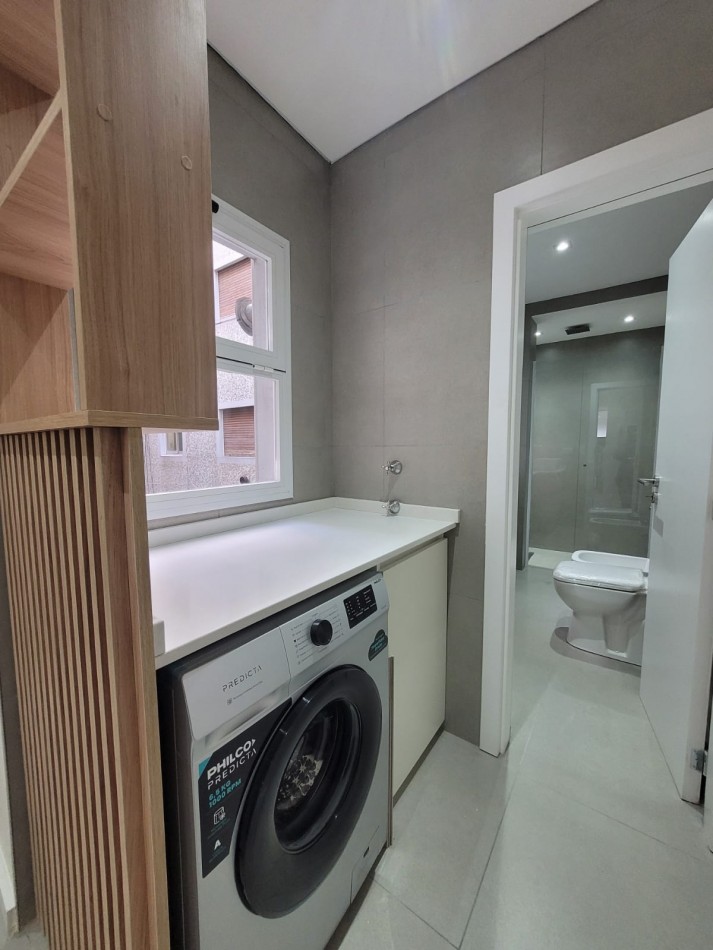 VENTA - DEPTO DOS AMBIENTES - FRENTE - PLAZA COLON