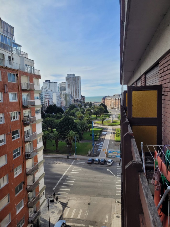 VENTA - DEPTO DOS AMBIENTES - FRENTE - PLAZA COLON