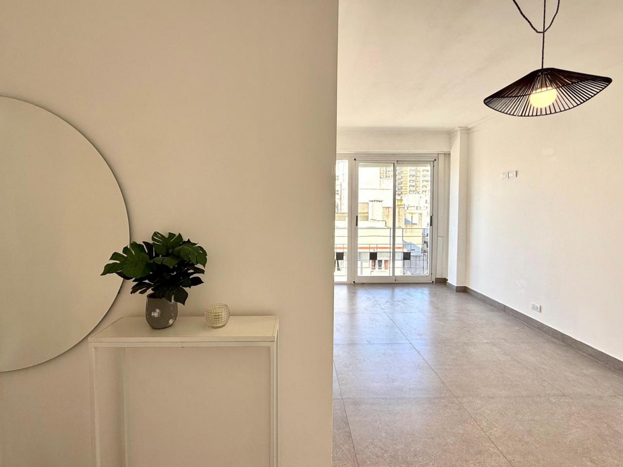 VENTA - DEPARTAMENTO PLAZA COLON - DOS AMBIENTES - FRENTE