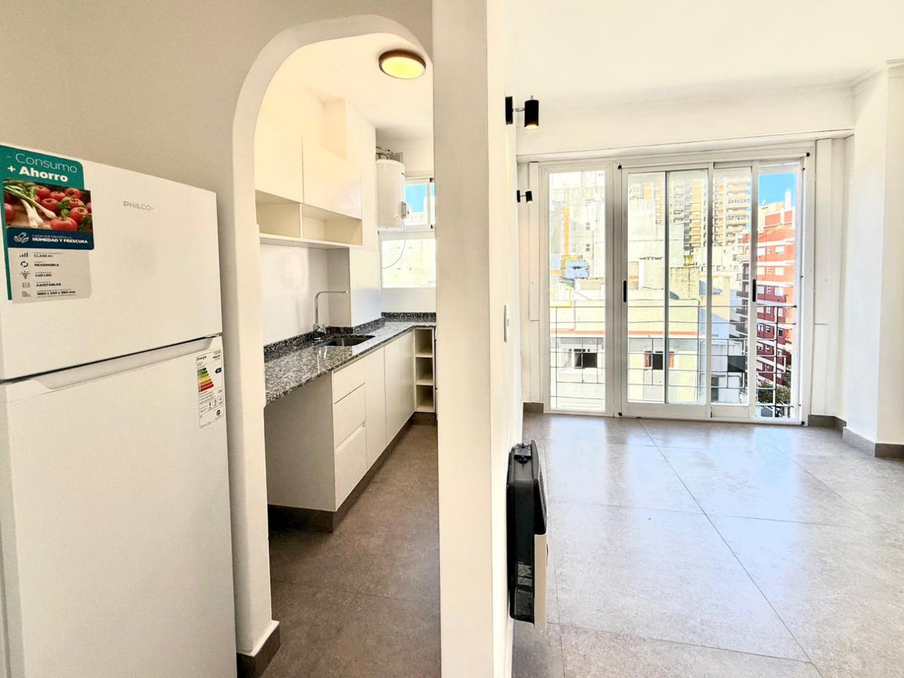 VENTA - DEPARTAMENTO PLAZA COLON - DOS AMBIENTES - FRENTE