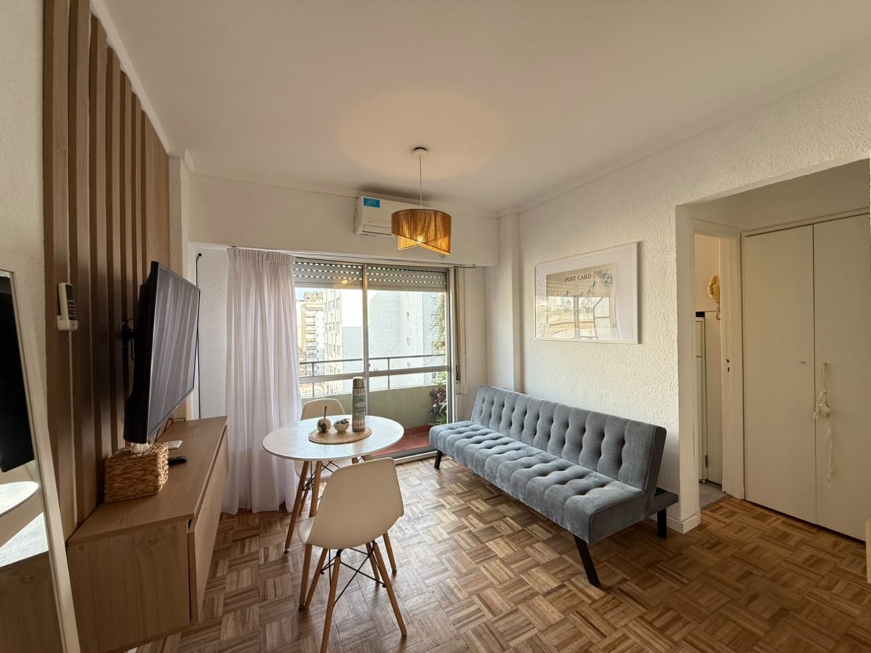 VENTA - DEPTO UN AMBIENTE - FRENTE - BALCON