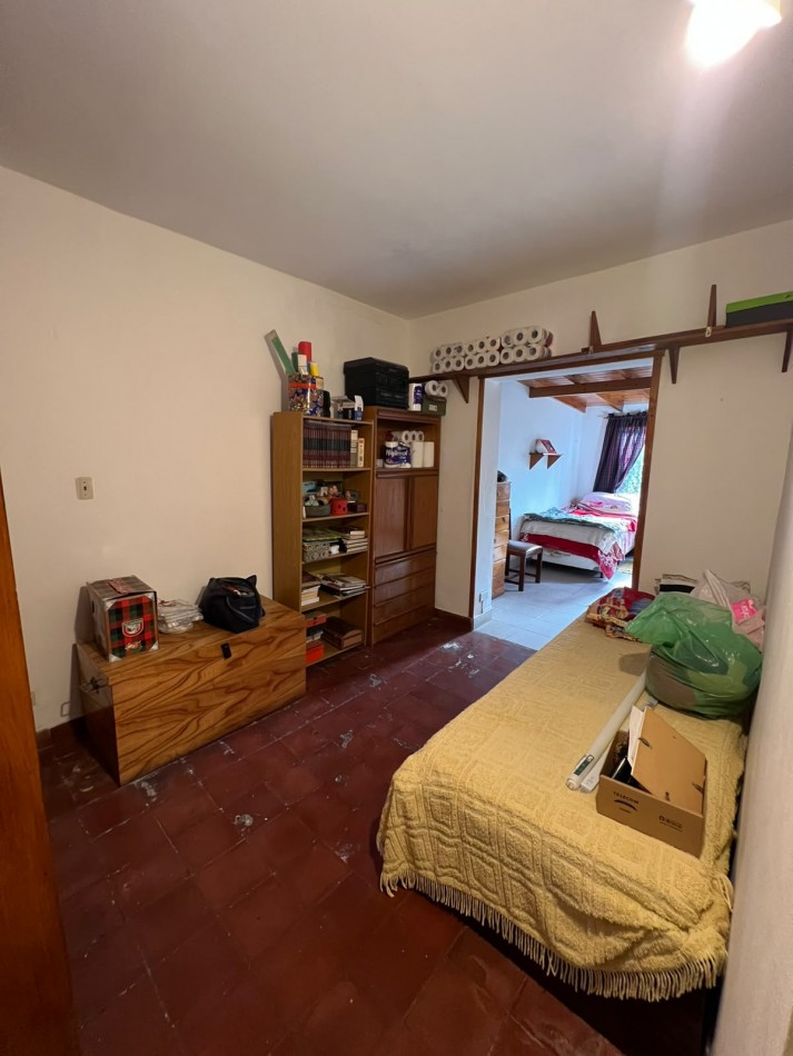 VENTA - CASA 4 AMBIENTES - PARQUE