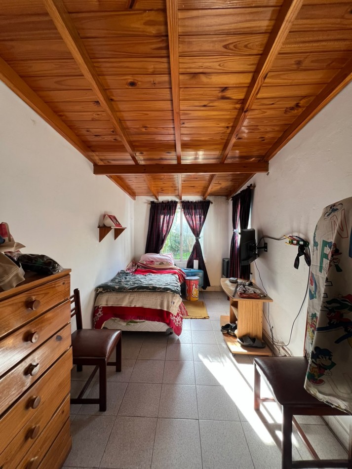 VENTA - CASA 4 AMBIENTES - PARQUE