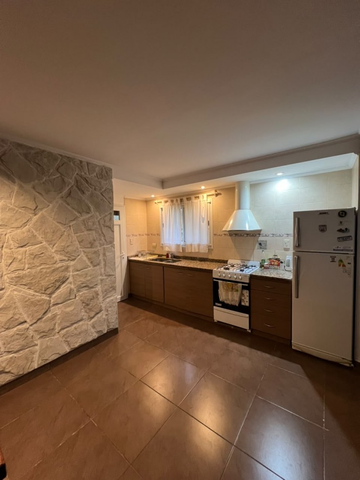 VENTA - CASA - SIERRA DE LOS PADRES - PILETA