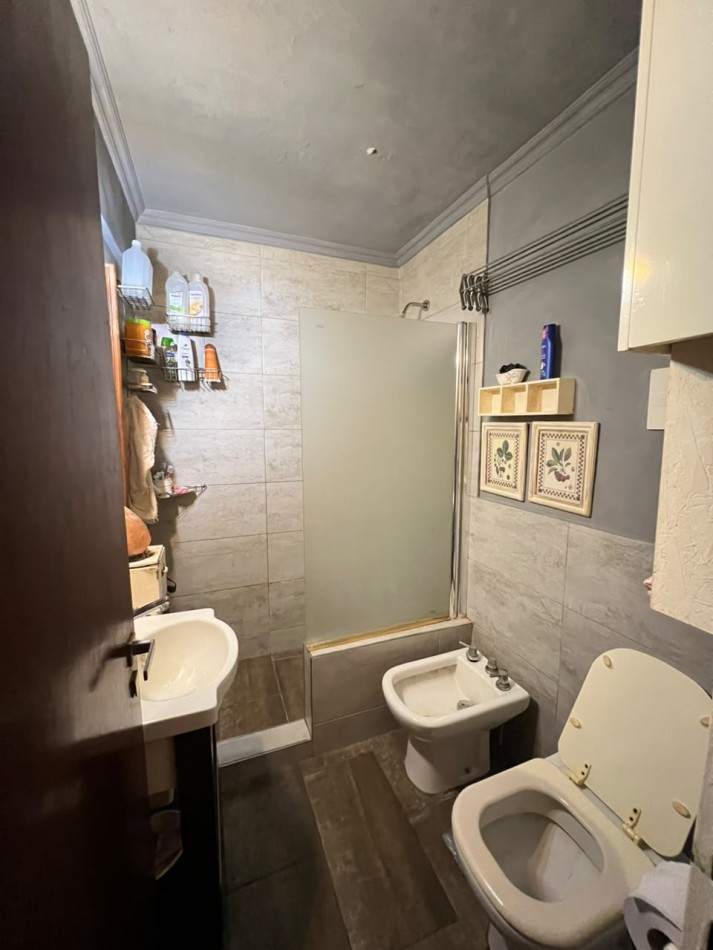 VENTA - DEPTO TRES AMBIENTES - CENTRO