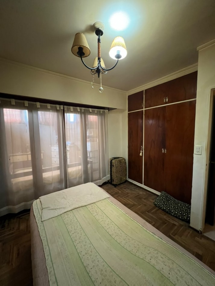 VENTA - DEPTO TRES AMBIENTES - CENTRO