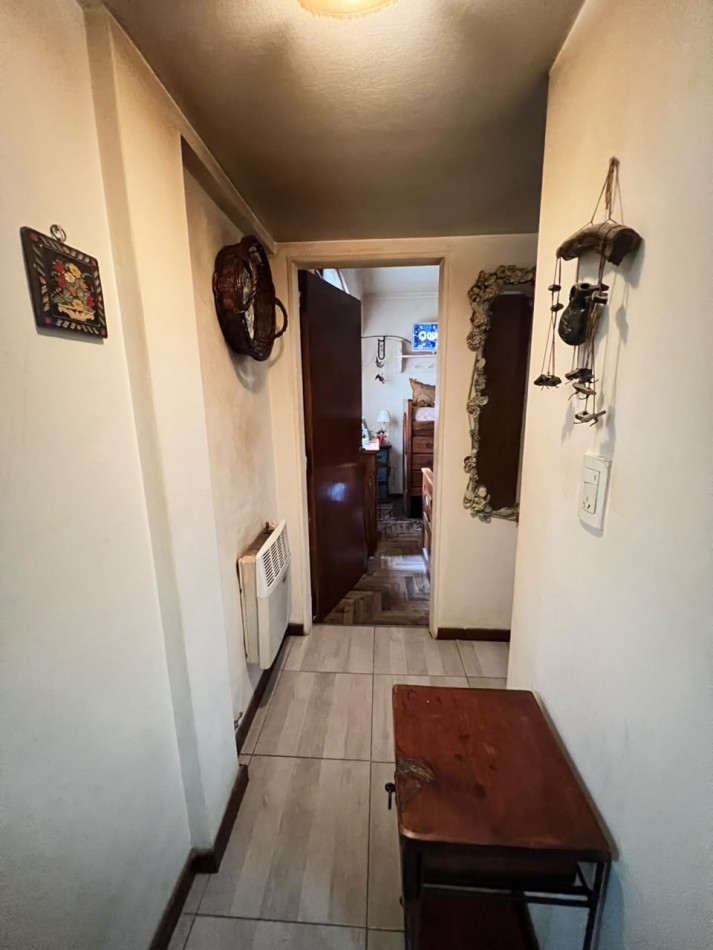 VENTA - DEPTO TRES AMBIENTES - CENTRO