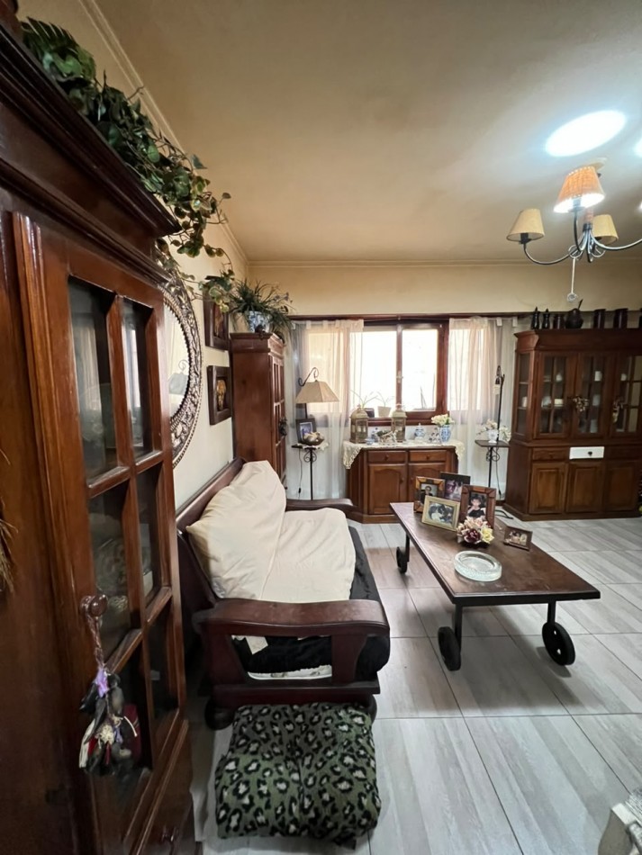 VENTA - DEPTO TRES AMBIENTES - CENTRO